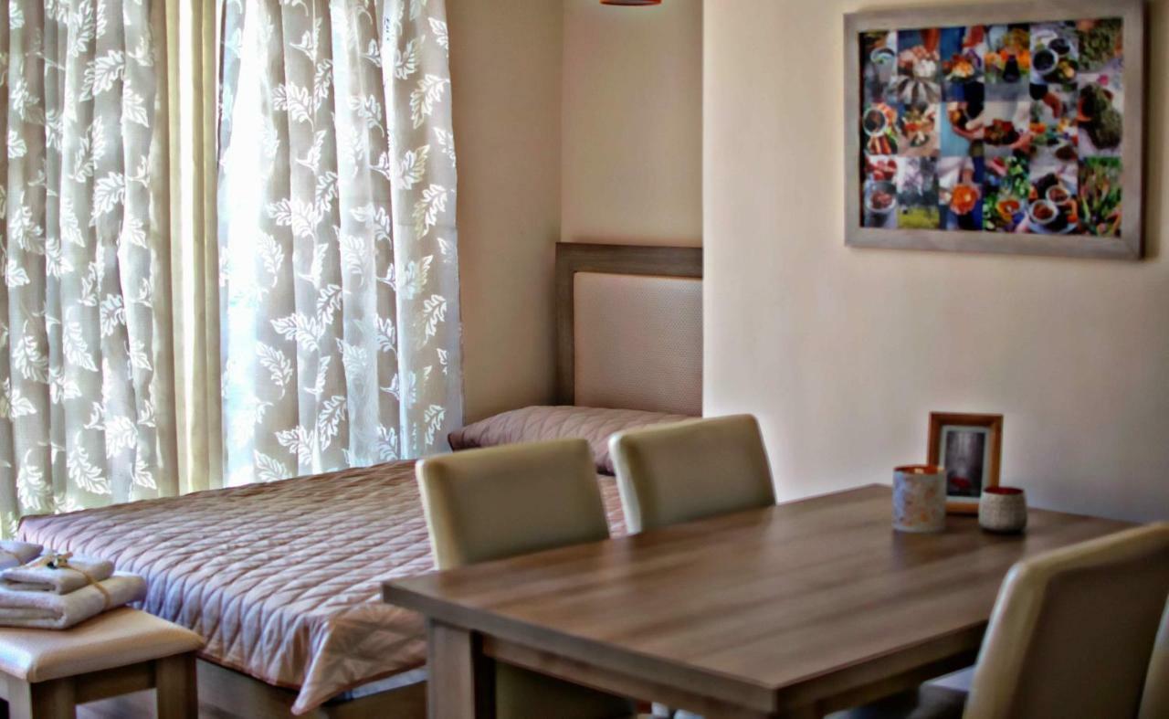 Castor - The Spartan Home Luaran gambar