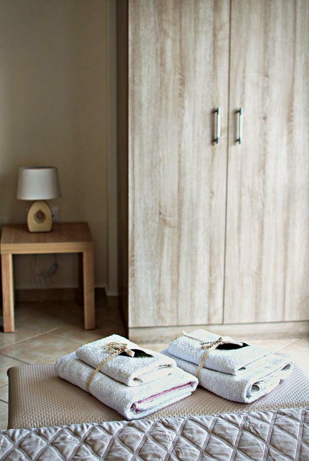 Castor - The Spartan Home Luaran gambar