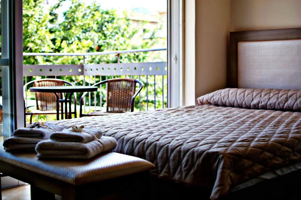 Castor - The Spartan Home Luaran gambar
