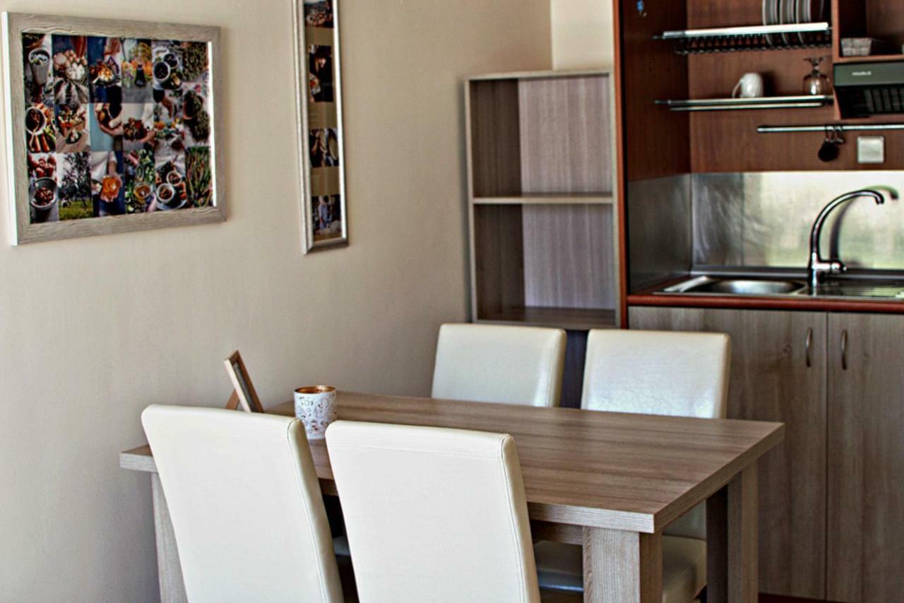 Castor - The Spartan Home Luaran gambar